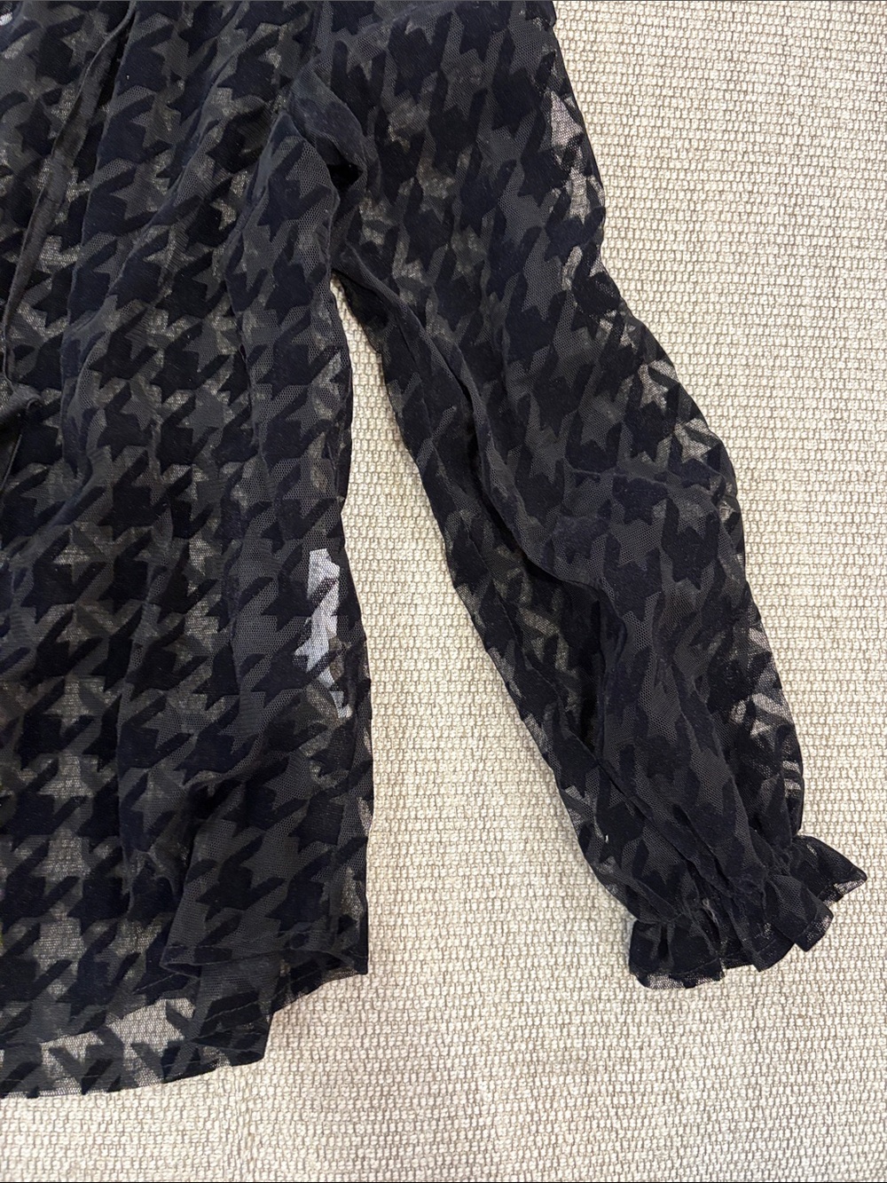 Zara Houndstooth Blouse - Picture 4 of 5